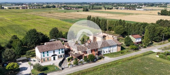 3 غرف نوم منزل في Cadelbosco di Sopra, Italy رقم 262728 4