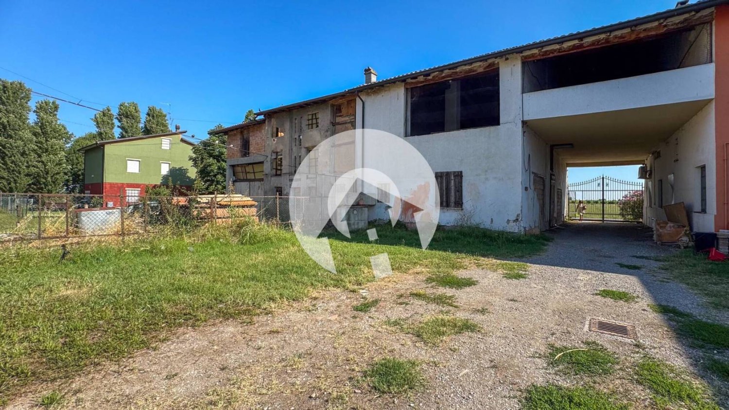 3 غرف نوم منزل في Cadelbosco di Sopra, Italy رقم 262728