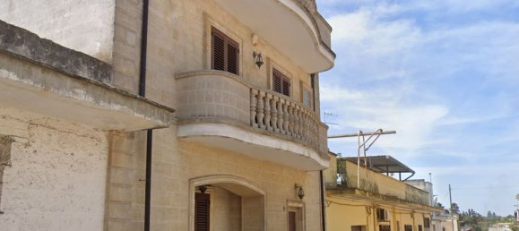 7 rooms House in Oria, Italy No. 41932 3