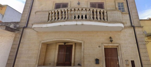 7 rooms House in Oria, Italy No. 41932 2