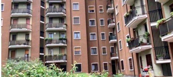 4 rooms Apartment in Trezzano sul Naviglio, Italy No. 6290 20