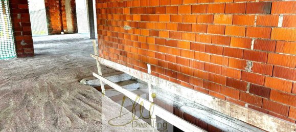 2 rooms House in Brenna, Italy No. 11988 20