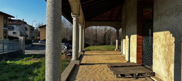 2 rooms House in Brenna, Italy No. 11988 2