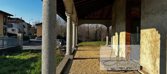 2 rooms House in Brenna, Italy No. 11988 10