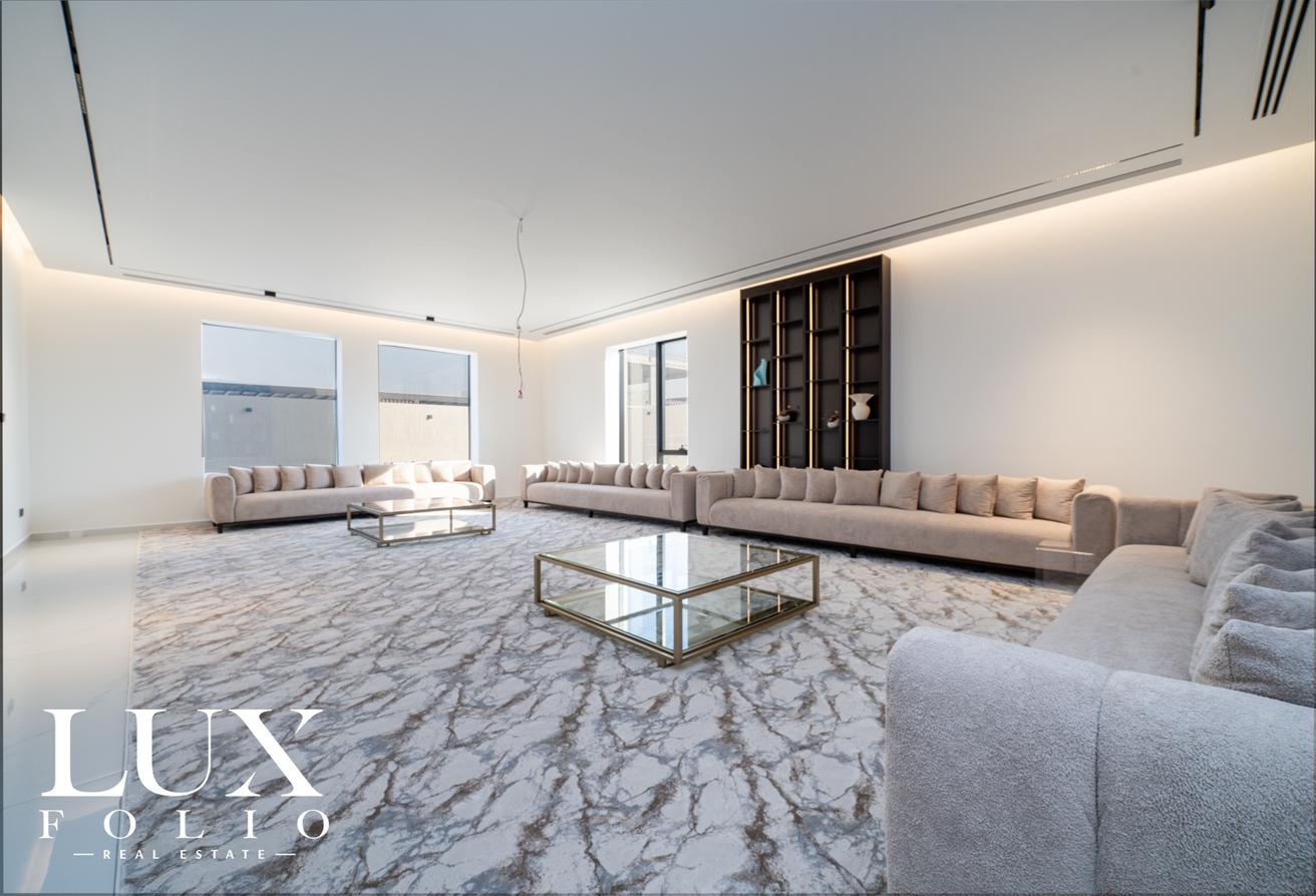 Вилла с 4 спальнями в Nadd Al Sheba, ОАЭ № 100883