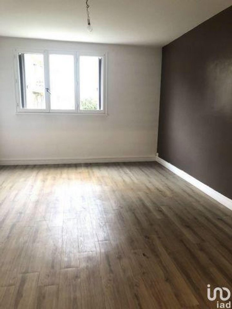 شقة 2 غرف نوم  في Reims, France رقم 23798