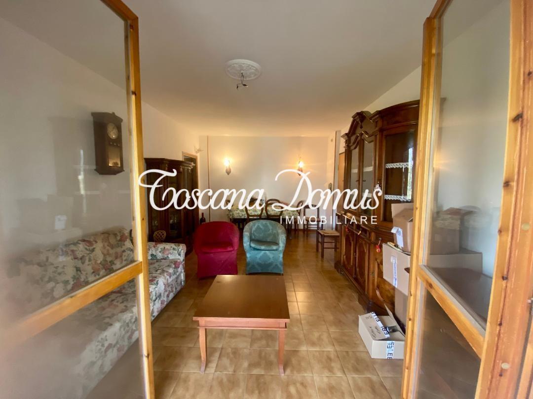 4-salle Appartement à Siena, Italy No. 21862