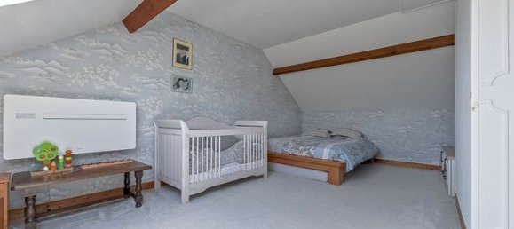 5 bedrooms House in Frepillon, France No. 359621 9