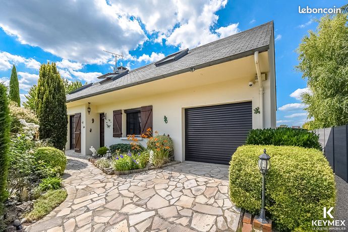 5 bedrooms House in Frepillon, France No. 359621