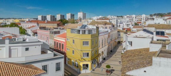Bâtiment à Loule, Portugal 191m² No. 51218 28