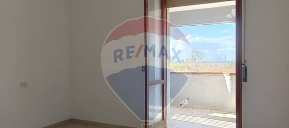 4 Schlafzimmer Villa in Mondragone, Italy, Nr. 347990 30