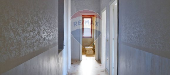 4 Schlafzimmer Villa in Mondragone, Italy, Nr. 347990 8
