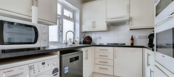 3 bedrooms House in Watford, United Kingdom No. 4712 16