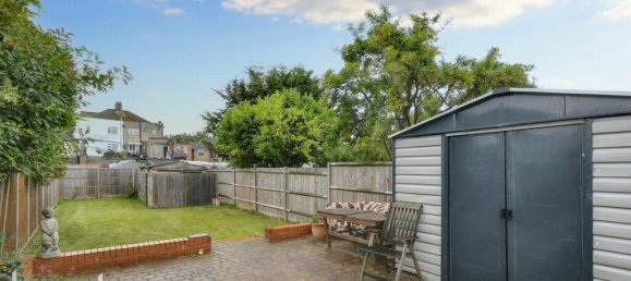 3 bedrooms House in Watford, United Kingdom No. 4712 23