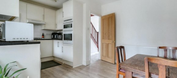 3 bedrooms House in Watford, United Kingdom No. 4712 14