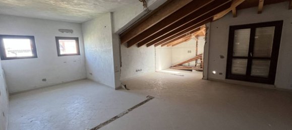 1 bedroom Apartment in Caronno Pertusella, Italy No. 290890 7