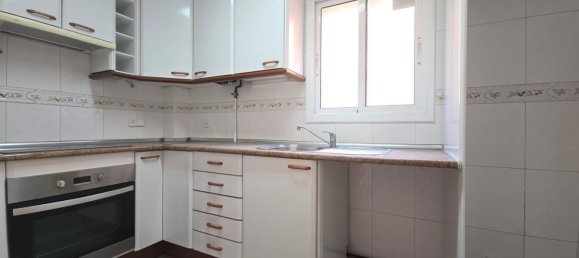 2 bedrooms Apartment in Ciutat Vella, Spain No. 141314 6