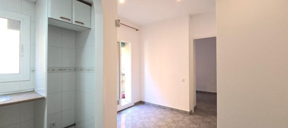 2 bedrooms Apartment in Ciutat Vella, Spain No. 141314 7