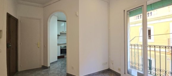 2 bedrooms Apartment in Ciutat Vella, Spain No. 141314 19