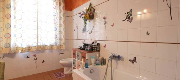 7 rooms House in Montepulciano, Italy No. 37785 23