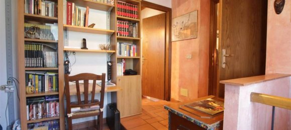 7 rooms House in Montepulciano, Italy No. 37785 19