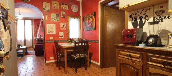7 rooms House in Montepulciano, Italy No. 37785 9