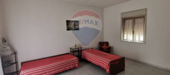 2 bedrooms House in Syracuse, Italy No. 246063 2