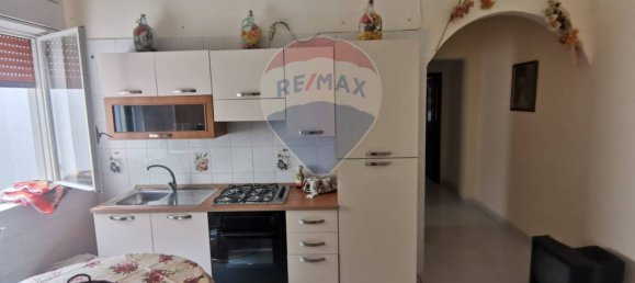 2 bedrooms House in Syracuse, Italy No. 246063 5