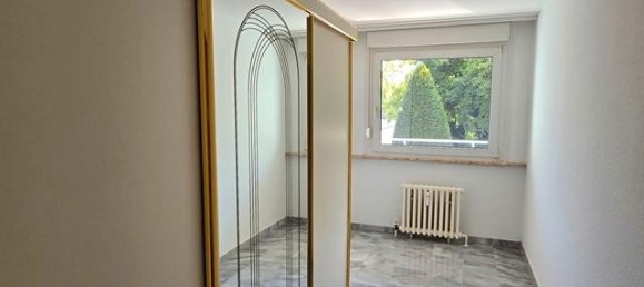 Квартира с 3 комнатами в Мёнхенгладбах, Германия № 42782 5