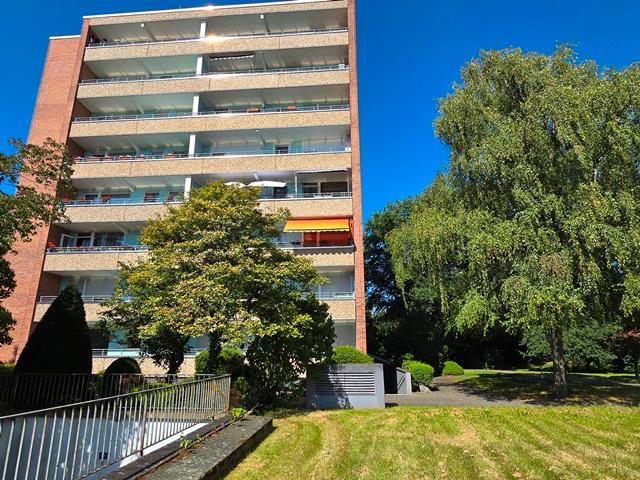 Квартира с 3 комнатами в Мёнхенгладбах, Германия № 42782