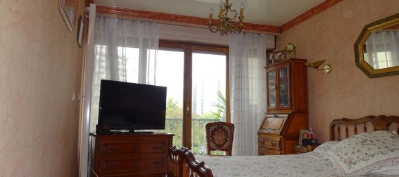 3 Schlafzimmer Wohnung in Creteil, France, Nr. 168132 5