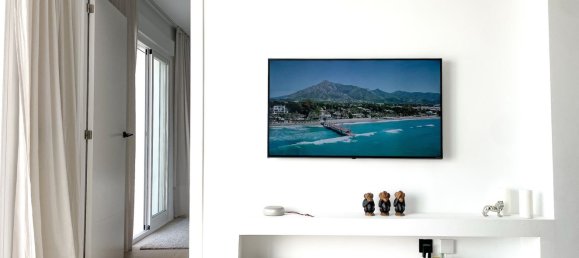 3 bedrooms Penthouse in La Quinta, Spain No. 114378 8