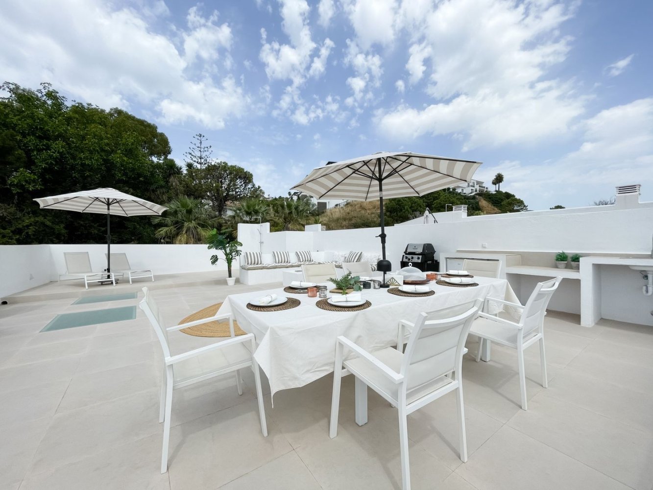 3 bedrooms Penthouse in La Quinta, Spain No. 114378