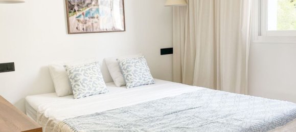 3 bedrooms Penthouse in La Quinta, Spain No. 114378 15