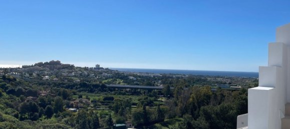 3 bedrooms Penthouse in La Quinta, Spain No. 114378 26