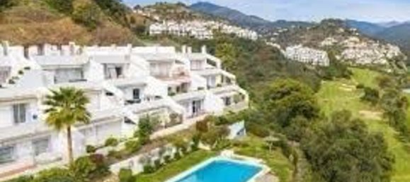 3 bedrooms Penthouse in La Quinta, Spain No. 114378 23