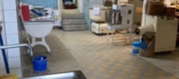 Здание с 8 комнатами в Нойвид, Германия № 153736 9