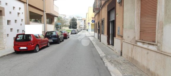 Propiedad comercial de 1 habitación en Brindisi, Italy No. 164568 4