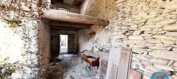 5 rooms House in Barge, Italy No. 162238 14