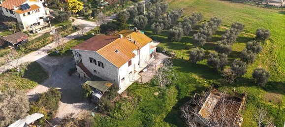 10 rooms Apartment in Orbetello, Italy No. 90944 23