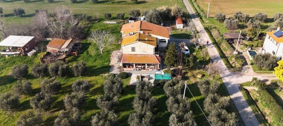 10 rooms Apartment in Orbetello, Italy No. 90944 24