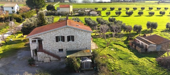 10 rooms Apartment in Orbetello, Italy No. 90944 17