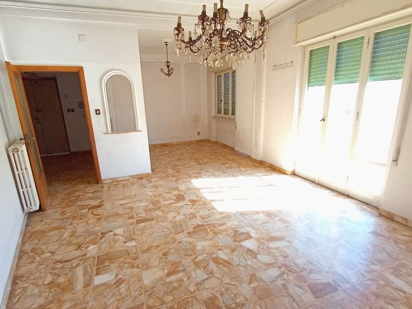 Квартира с 5 спальнями в Анкона, Италия № 345729