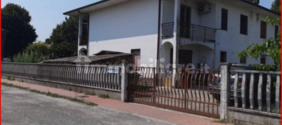 2 bedrooms Apartment in San Cipriano Po, Italy No. 381535 2