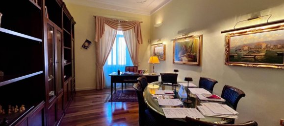 3 rooms Office in Lecco, Italy No. 323266 2