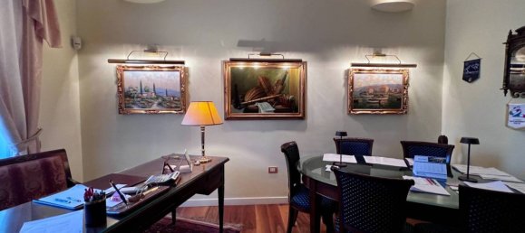 3 rooms Office in Lecco, Italy No. 323266 3
