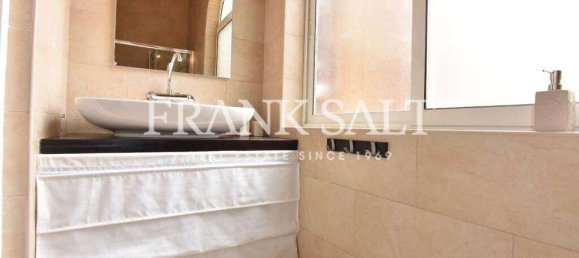 2 chambres Appartement à Valletta, Malta No. 1355 16