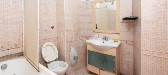 6 rooms Apartment in Rome, Italy No. 289741 17