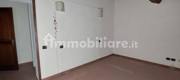 Gewerbliche Immobilie in San Venanzo, Italy 1542m², Nr. 353452 3