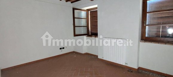 Gewerbliche Immobilie in San Venanzo, Italy 1542m², Nr. 353452 7